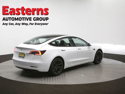 Used 2023 Tesla Model 3 Standard Range image 38