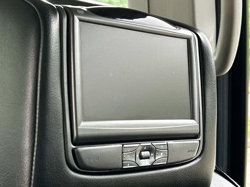 Used 2014 Nissan Armada Platinum w/ 2nd Row Captain Seat Package RWD image 26