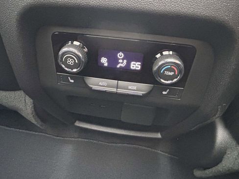 New 2026 Chevrolet Traverse RS image 15