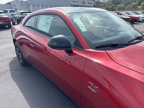 New 2025 Dodge Charger Daytona R/T w/ Quick Order Package 25M R/T image 5