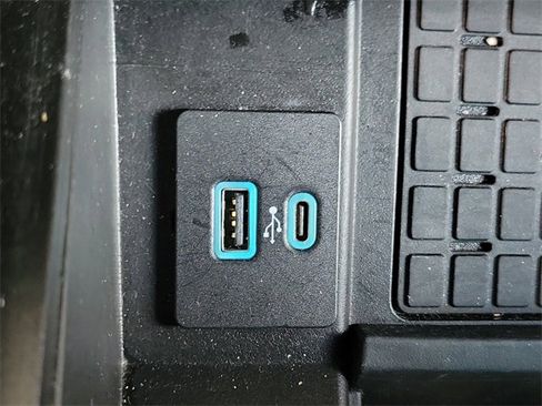 Used 2024 Ford Expedition Max Limited image 15