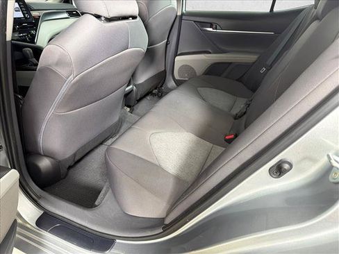 Used 2022 Toyota Camry LE w/ Convenience Package FWD image 21
