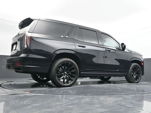 Used 2024 Cadillac Escalade Sport Platinum w/ LPO, ONYX Package image 55