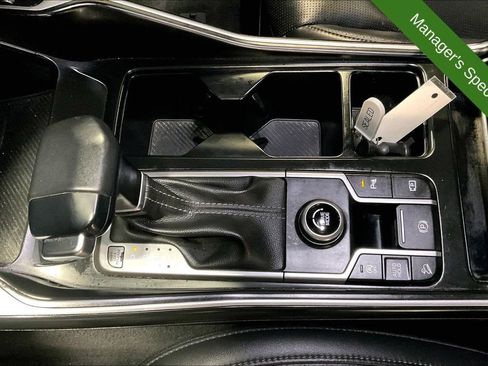 Used 2025 Kia Sorento S w/ Panoramic Sunroof Package FWD image 17