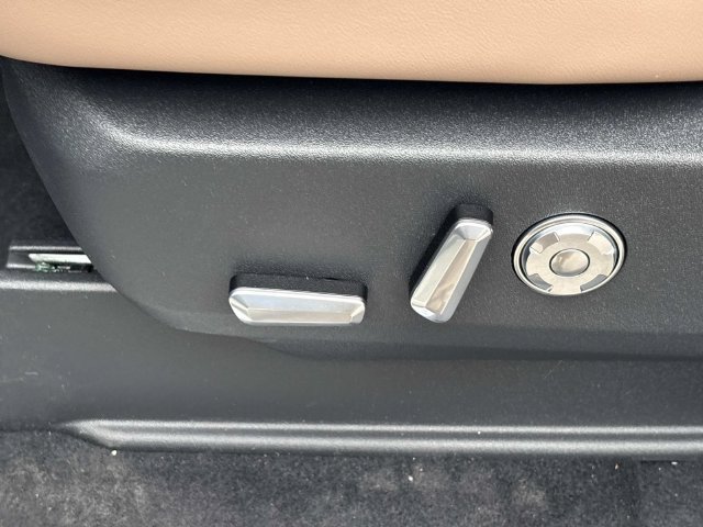 New 2027 Lincoln Navigator L Black Label AWD/4WD image 24