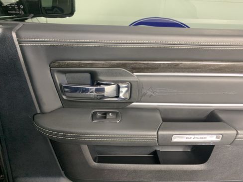 Used 2017 RAM 1500 Limited image 38