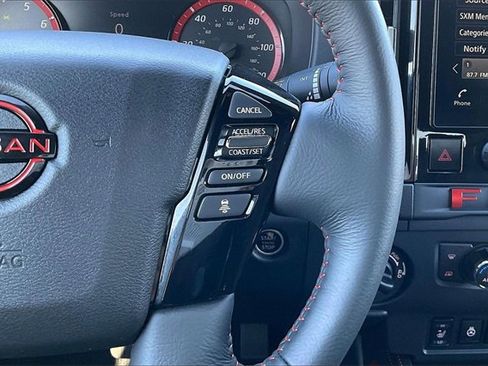 Certified 2025 Nissan Frontier PRO-4X w/ Pro Convenience Package image 18