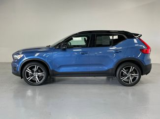 Used 2021 Volvo XC40 T5 R-Design w/ Advanced Package video 2
