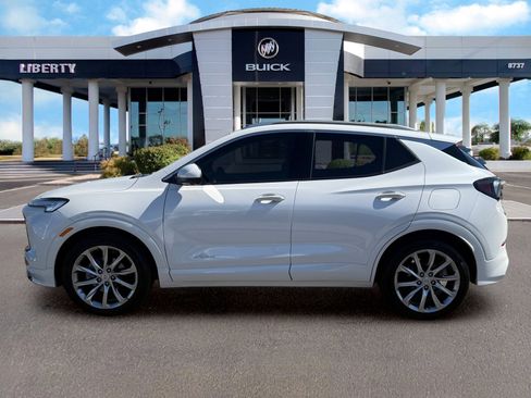 Used 2024 Buick Encore GX Avenir w/ Avenir Technology Package FWD image 7