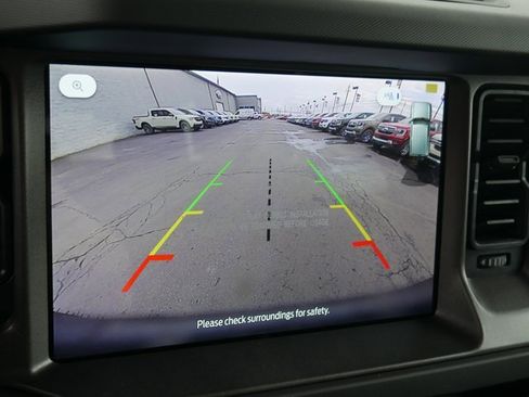 New 2025 Ford Bronco Badlands image 4