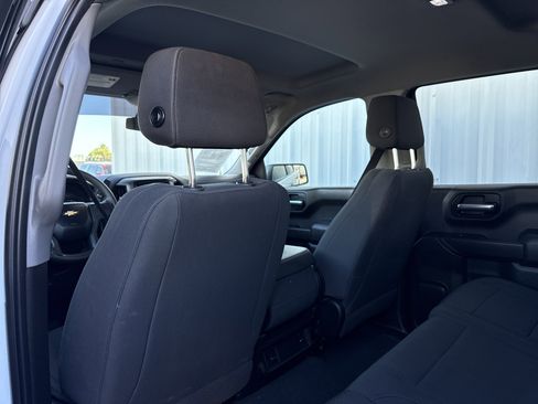 Used 2020 Chevrolet Silverado 1500 Custom w/ Custom Value Package image 30