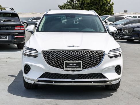 Used 2025 Genesis GV70 2.5T AWD/4WD image 2