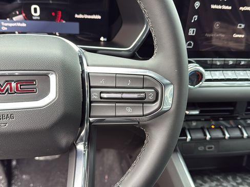 New 2026 GMC Canyon Elevation w/ Convenience Package image 12