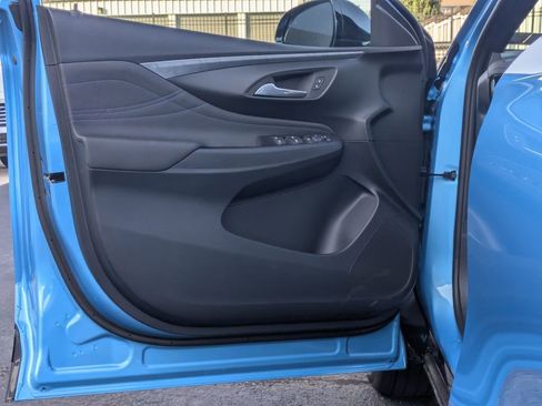 New 2025 Buick Envista Sport Touring w/ Convenience I Package image 11