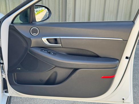 Used 2023 Hyundai Sonata SEL FWD image 41
