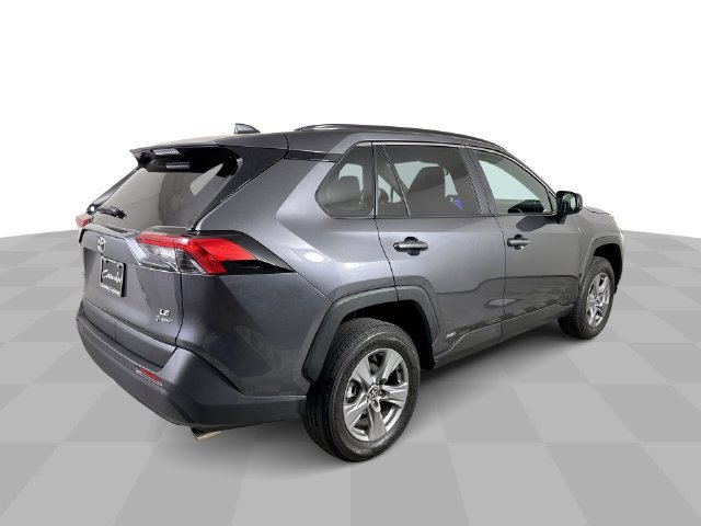 Used 2025 Toyota RAV4 LE AWD/4WD image 8