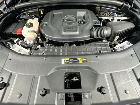 Used 2023 Jeep Grand Cherokee Overland w/ Luxury Tech Group IV image 41