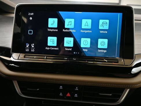New 2026 Volkswagen Atlas Cross Sport SE AWD/4WD image 32