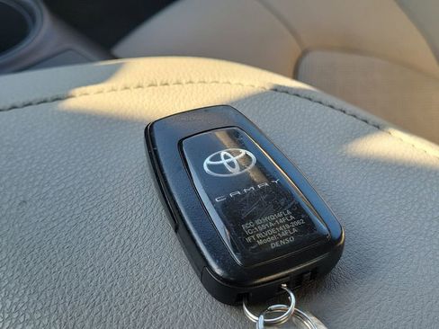 Used 2024 Toyota Camry XSE FWD image 32