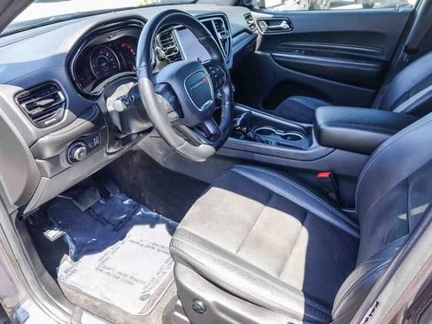 Used 2021 Dodge Durango GT image 17