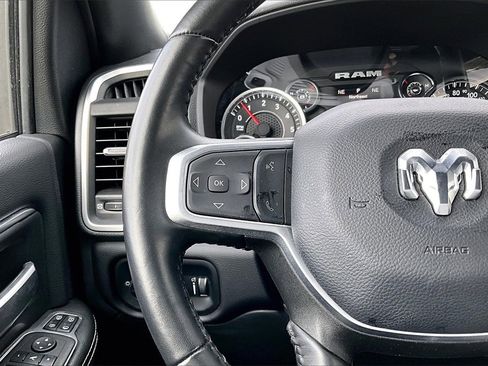 Used 2024 RAM 2500 Big Horn w/ Sport Appearance Package image 20