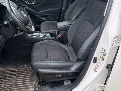 Used 2020 Subaru Forester Premium image 5