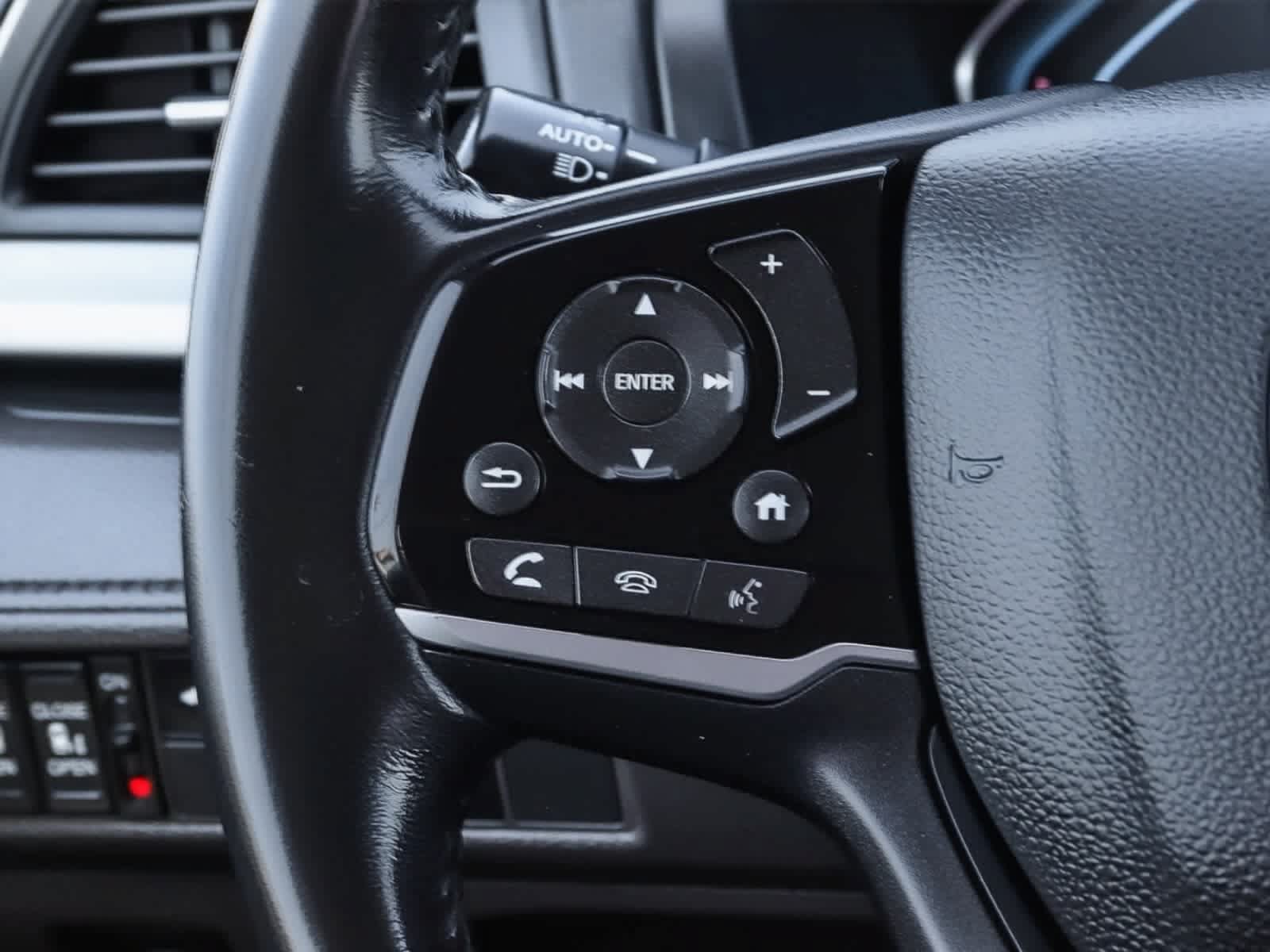 Used 2018 Honda Odyssey EX-L image 23