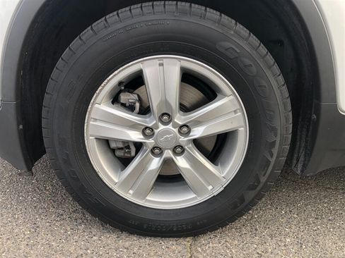 Used 2019 Chevrolet Trax LS FWD image 16