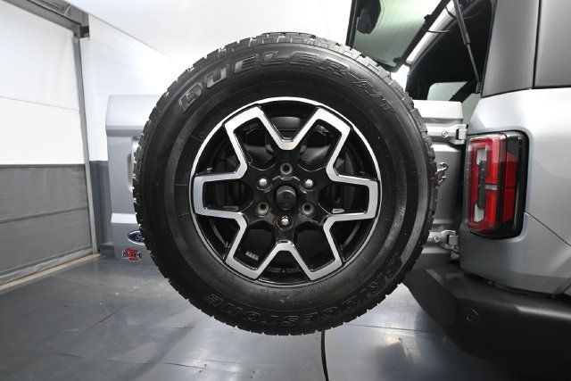 Used 2023 Ford Bronco Outer Banks AWD/4WD image 11