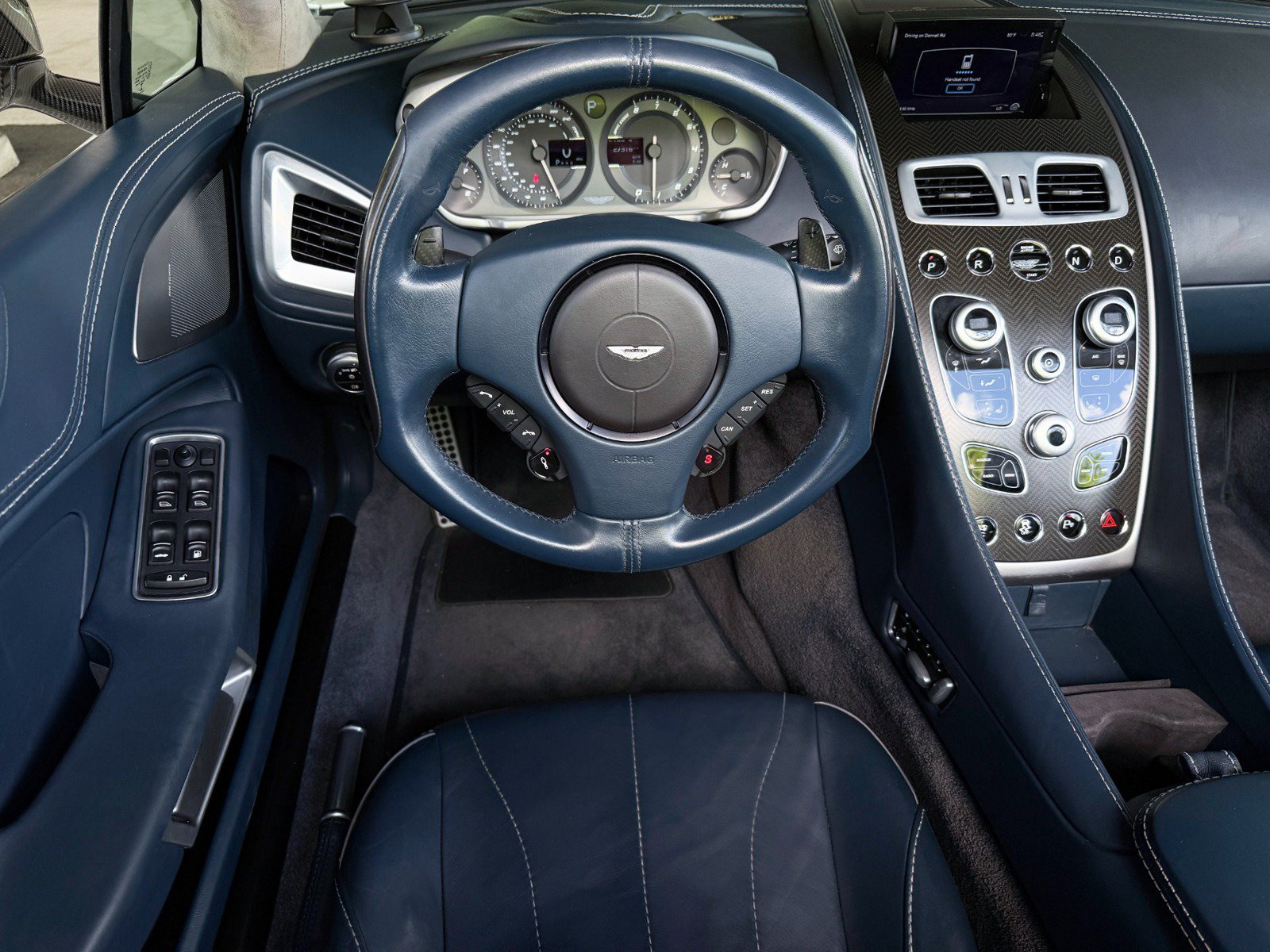 Used 2014 Aston Martin Vanquish Volante RWD image 33