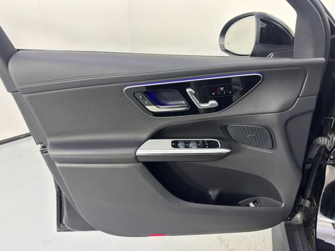 Used 2024 Mercedes-Benz GLC 300 image 48