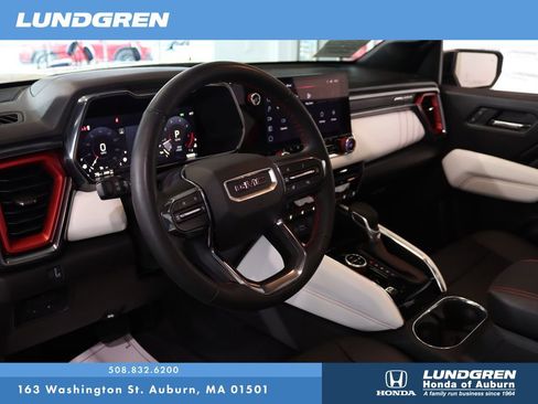 Used 2024 GMC Canyon AT4X image 8