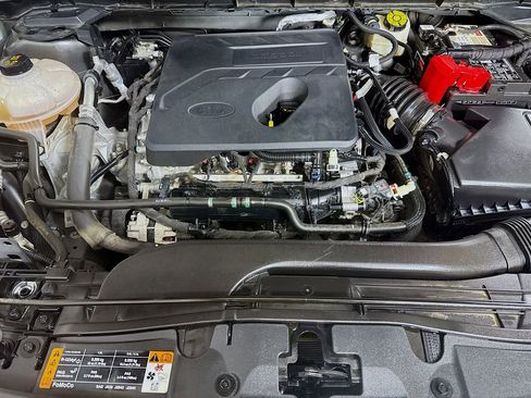 Used 2020 Ford Escape SE image 36