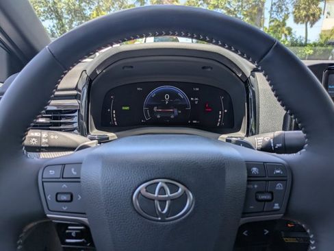 New 2025 Toyota Camry SE w/ Convenience Package FWD image 24