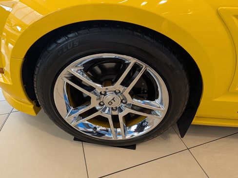 Used 2006 Ford Mustang GT Premium RWD image 14