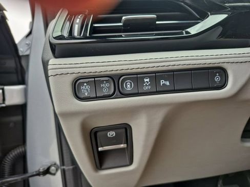 Used 2025 Acura MDX SH-AWD w/ Advance Package image 25