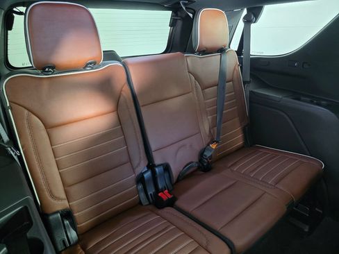 Used 2024 GMC Yukon Denali Ultimate AWD/4WD image 28