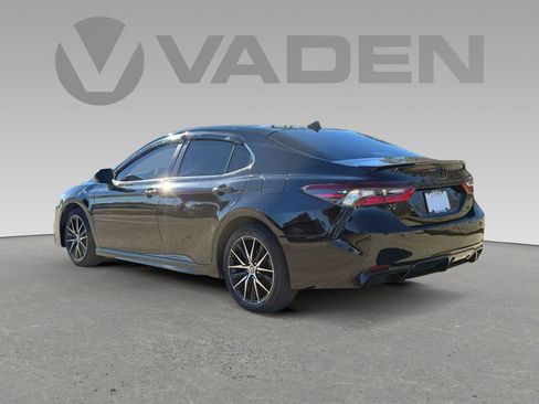 Used 2024 Toyota Camry SE image 21