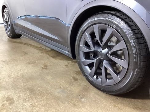 Used 2024 Tesla Model X AWD/4WD image 6