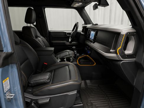 Used 2022 Ford Bronco Badlands AWD/4WD image 6