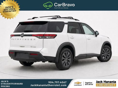 Used 2022 Nissan Pathfinder SV AWD/4WD image 6