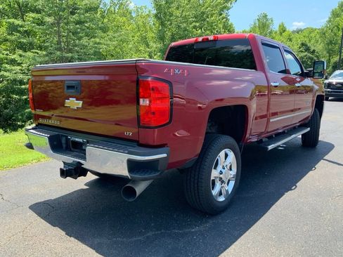 Used 2019 Chevrolet Silverado 2500 LTZ w/ Duramax Plus Package AWD/4WD image 15
