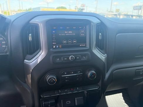 Used 2020 Chevrolet Silverado 1500 Custom Trail Boss AWD/4WD image 11