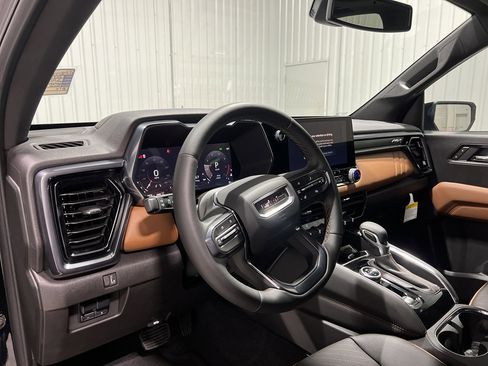 New 2025 GMC Canyon AT4 w/ Technology Plus Package image 8