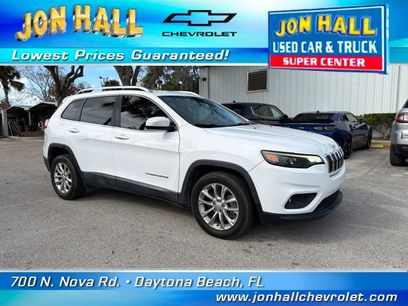 Used 2019 Jeep Cherokee Latitude w/ Popular Appearance Group