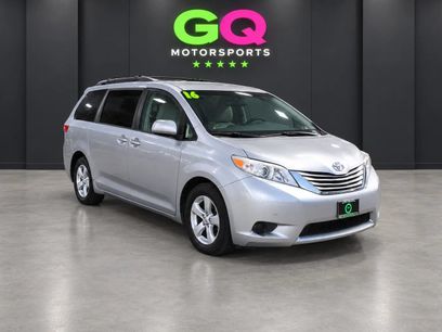 Used 2016 Toyota Sienna LE