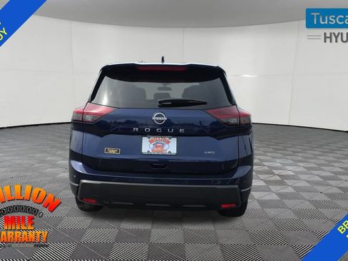 Used 2025 Nissan Rogue SV AWD/4WD image 7