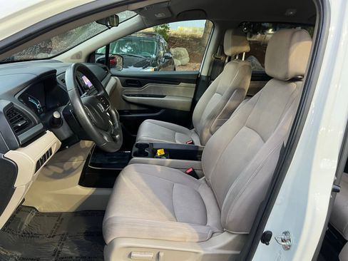 Used 2019 Honda Odyssey LX image 15