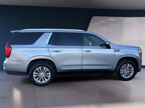 Used 2024 GMC Yukon SLT image 6