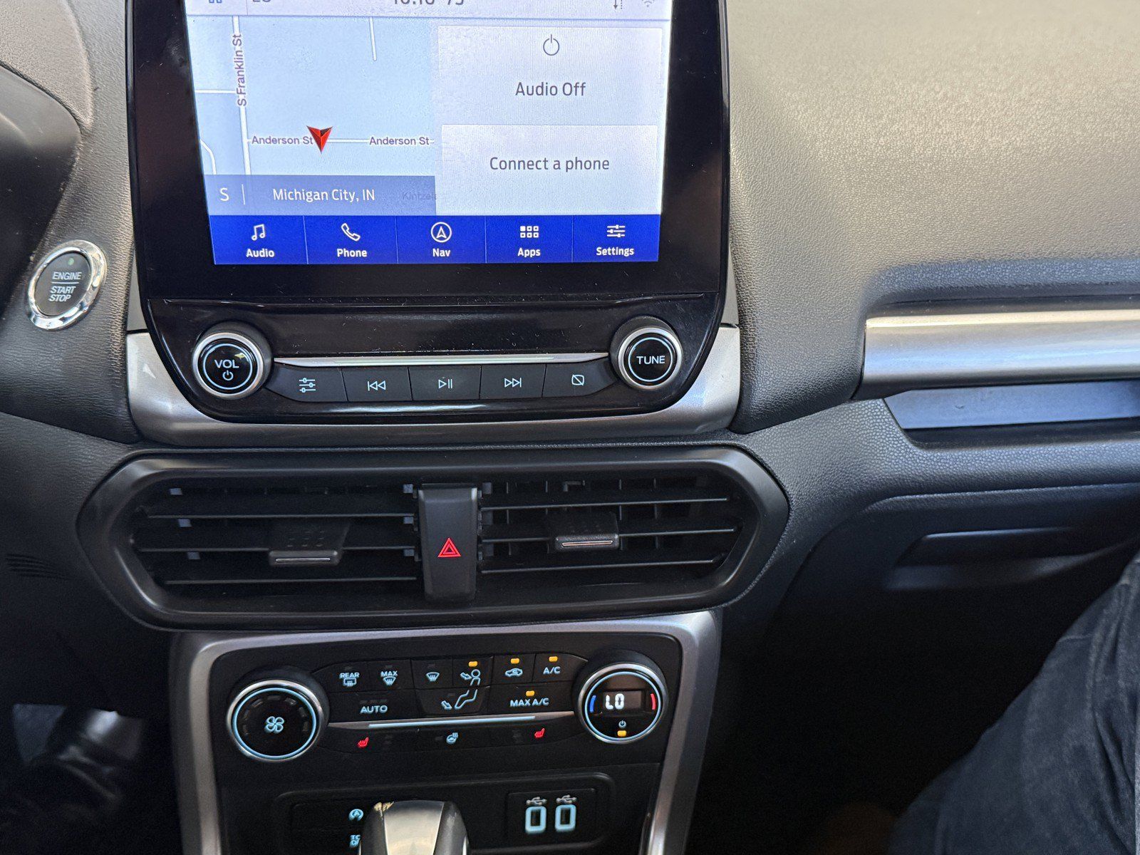 Used 2020 Ford EcoSport SES w/ Interior Protection Package AWD/4WD image 12